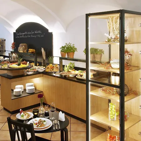 Restaurant Zum Goldenen Anker Mit Hallenbad & Wellnessbereich Otel Windorf (Passau)