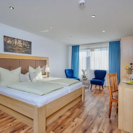 Zum Goldenen Anker Mit Hallenbad Hotel