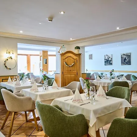 Zum Goldenen Anker Mit Hallenbad