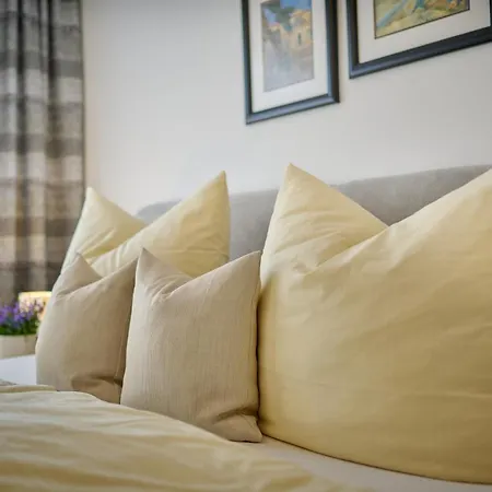 Zum Goldenen Anker Mit Hallenbad Hotel