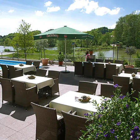 Restaurant Zum Goldenen Anker Mit Hallenbad & Wellnessbereich
