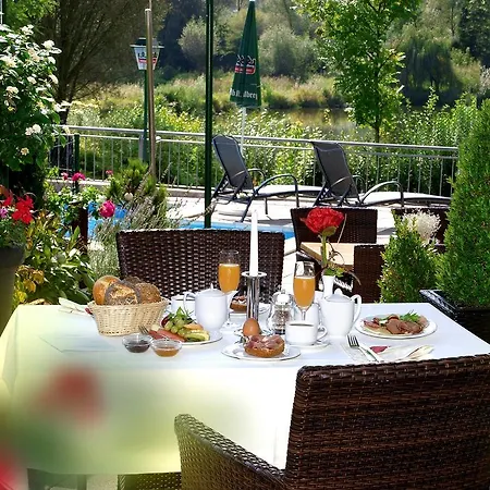 Restaurant Zum Goldenen Anker Mit Hallenbad & Wellnessbereich 3*