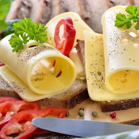 Zum Goldenen Anker Mit Hallenbad 3*
