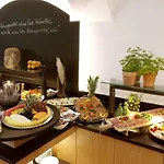 Hotel Zum Goldenen Anker Mit Hallenbad Windorf (Passau)