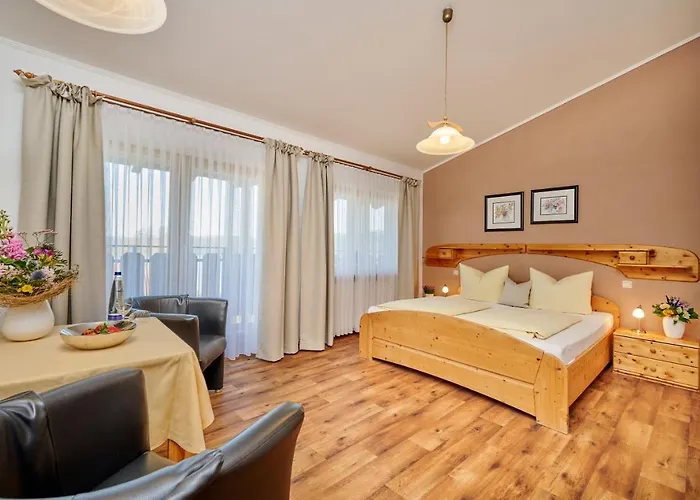 Restaurant Zum Goldenen Anker Mit Hallenbad & Wellnessbereich Hotell