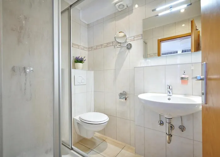 Restaurant Zum Goldenen Anker Mit Hallenbad & Wellnessbereich Hotell 3*