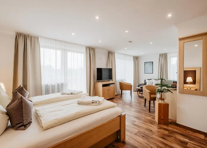 Restaurant Zum Goldenen Anker Mit Hallenbad & Wellnessbereich Hotell
